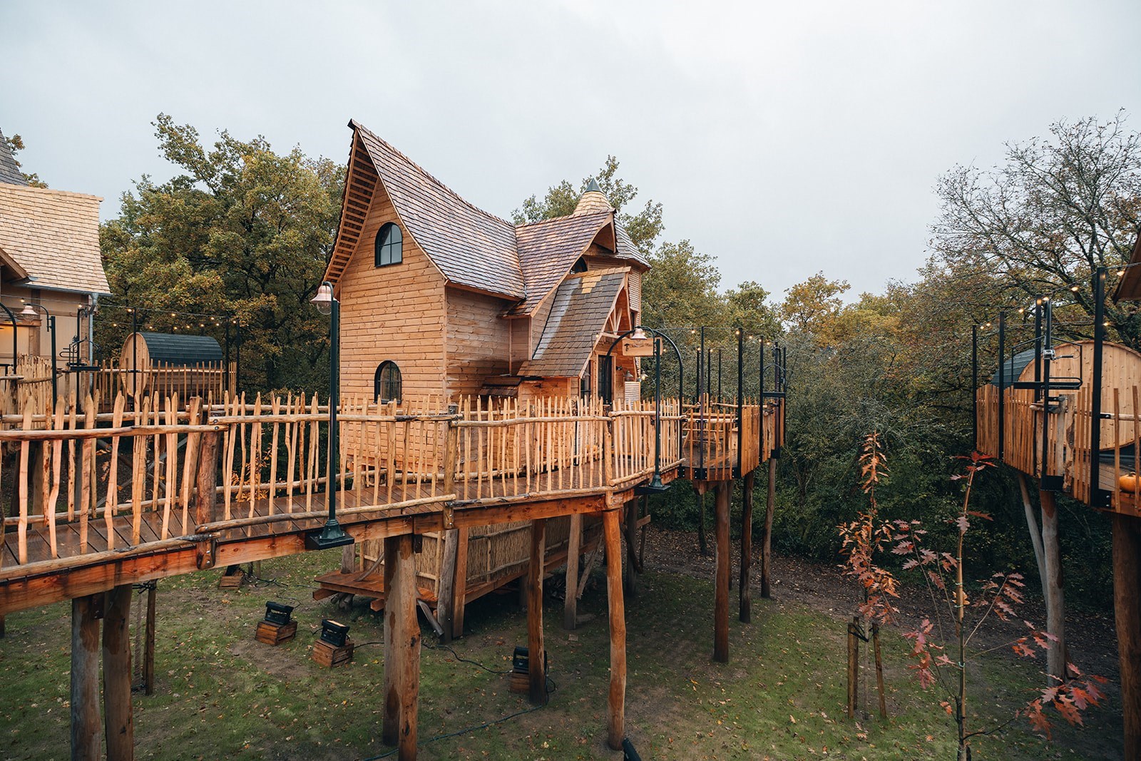 Sprookjesachtige boomhut met hottub in Durbuy