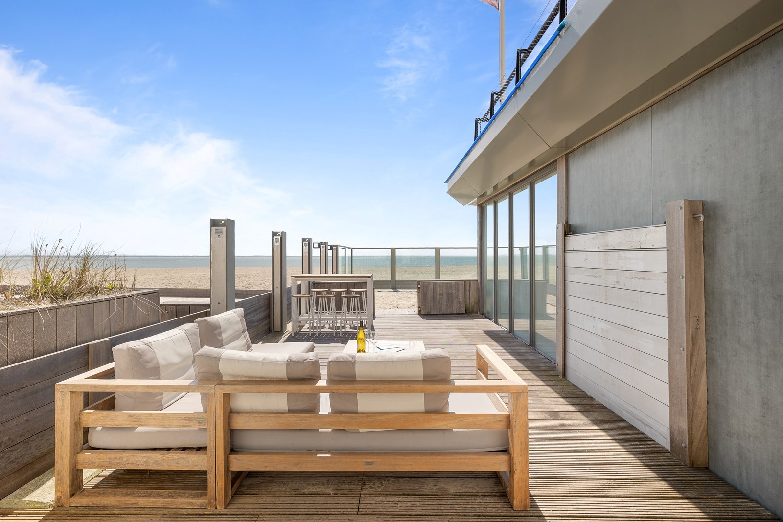 7 luxe Beachrooms direct op het strand van Vlissingen 