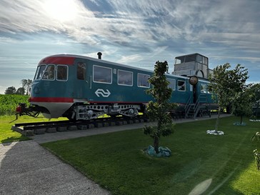 Luxe trein, jacuzzi en privé DAF (dak) terras Luxe trein, jacuzzi en privé DAF (dak) terras