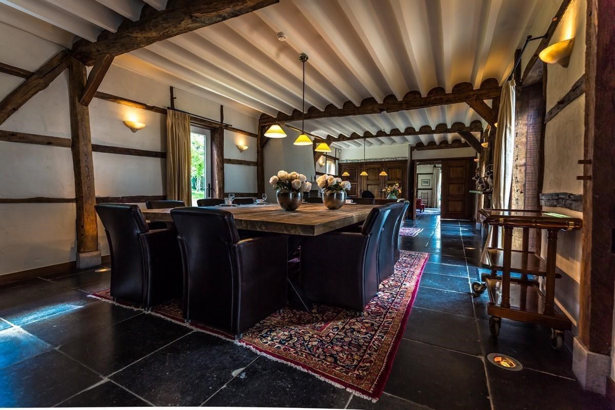 Groepsaccommodatie in een Limburgse vakwerkboerderij met binnenzwembad