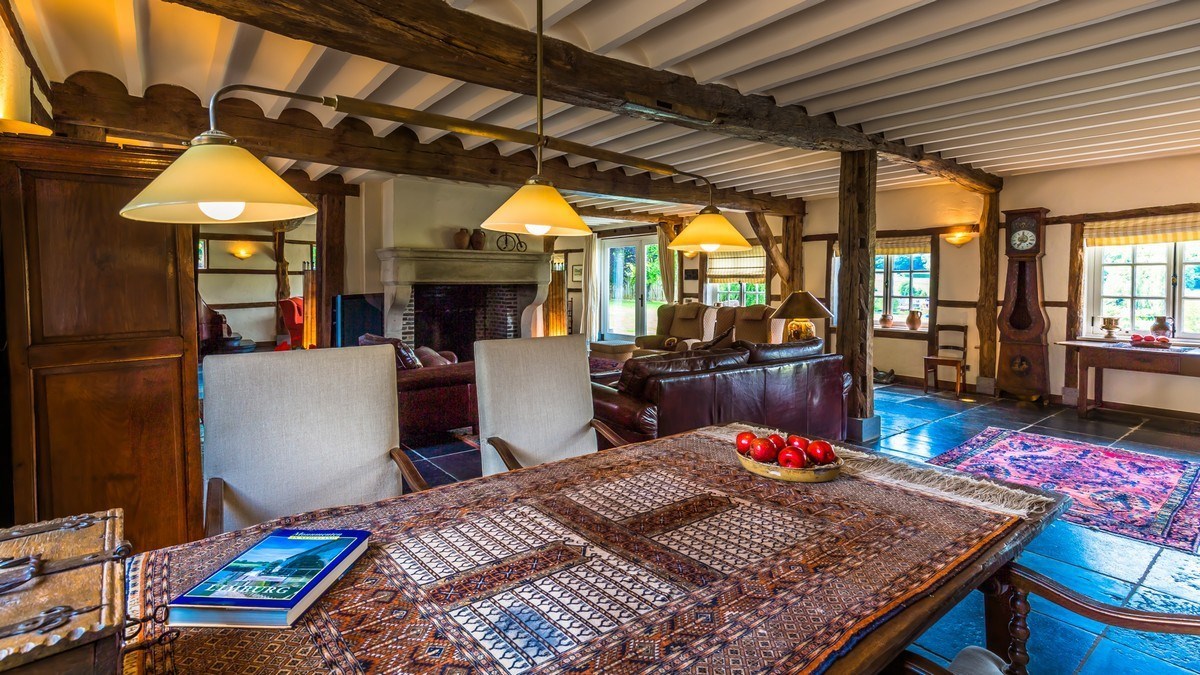 Groepsaccommodatie in een Limburgse vakwerkboerderij met binnenzwembad