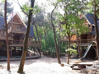 Boomhut voor een groep Boomhut voor een groep