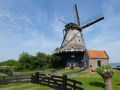 Overnachten in enige roggemolen van Nederland uit 1782 Overnachten in enige roggemolen van Nederland uit 1782