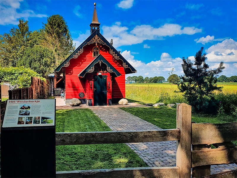 Ooit het kleinste houten kerkje van Nederland