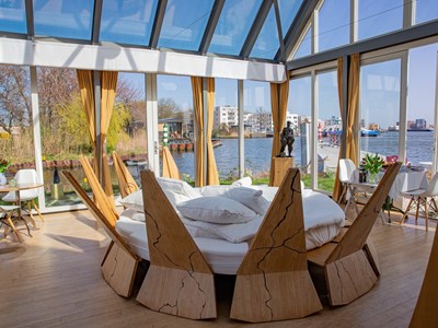 Romantische panorama suite aan het IJ Romantische panorama suite aan het IJ