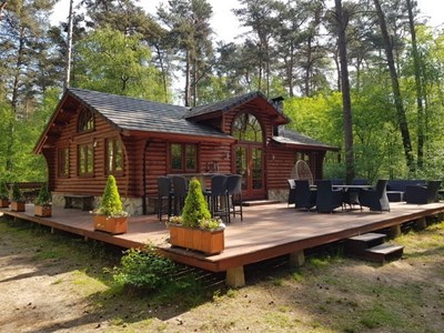 Luxe Canadese lodge met hottub Luxe Canadese lodge met hottub