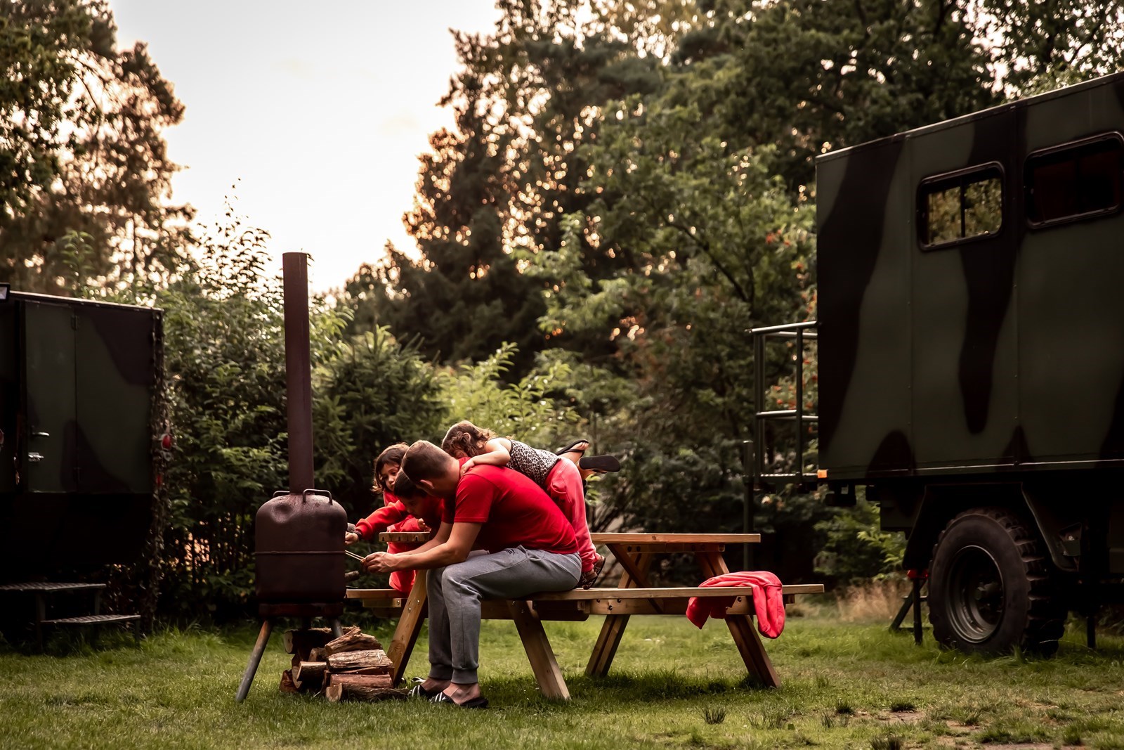 Slapen in een unieke Bostruck & Jeep