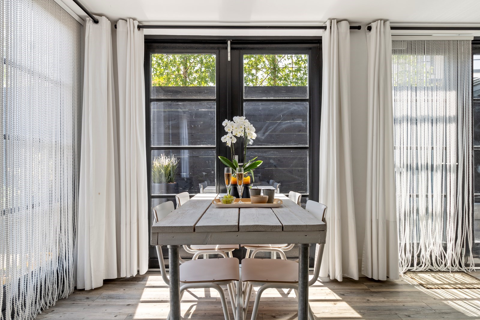 Wellness huisje met sauna & jacuzzi