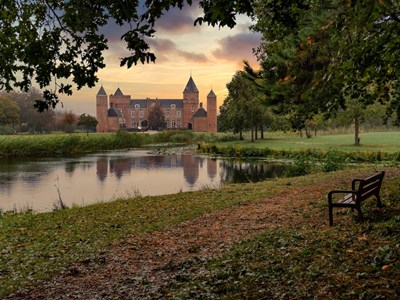 Slapen in een 13-eeuws kasteel Slapen in een 13-eeuws kasteel