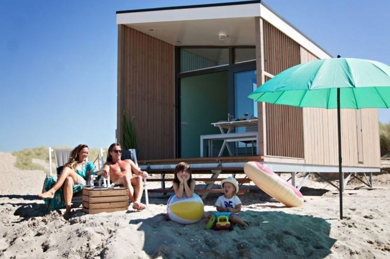 Download Strandhuisje Origineelovernachten HD Wallpaper Strandhuisje Origineelovernachten For Free