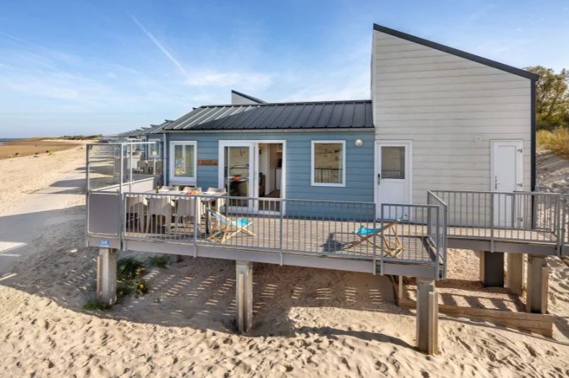 Strandhuisje aan de Oosterschelde