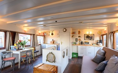 Bootappartement op een klassiek schip Bootappartement op een klassiek schip