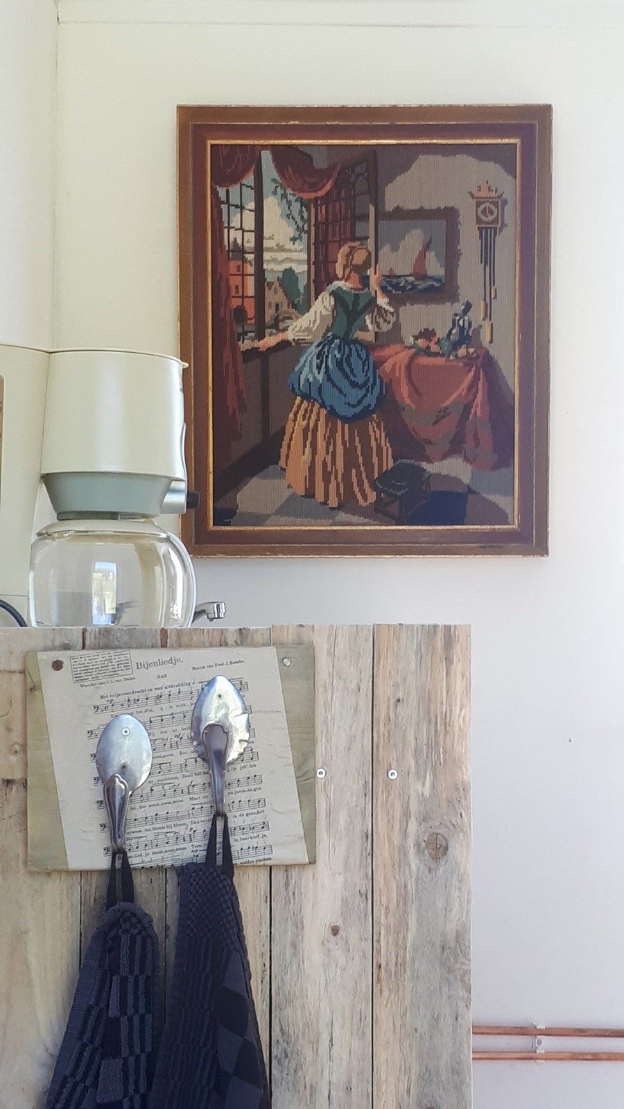 Pipowagen XXL met uitzicht op meertje