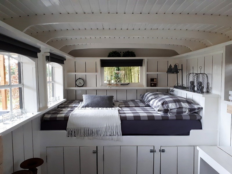 Luxe pipowagen met hottub