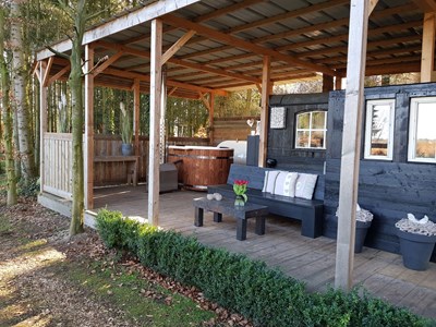 Luxe pipowagen met hottub Luxe pipowagen met hottub