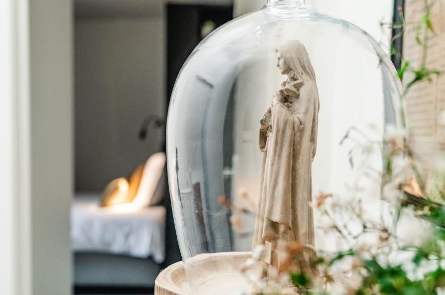 Voormalig neogotisch klooster 