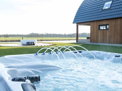 Romantisch overnachten in een luxe suite met wellness tuin Romantisch overnachten in een luxe suite met wellness tuin