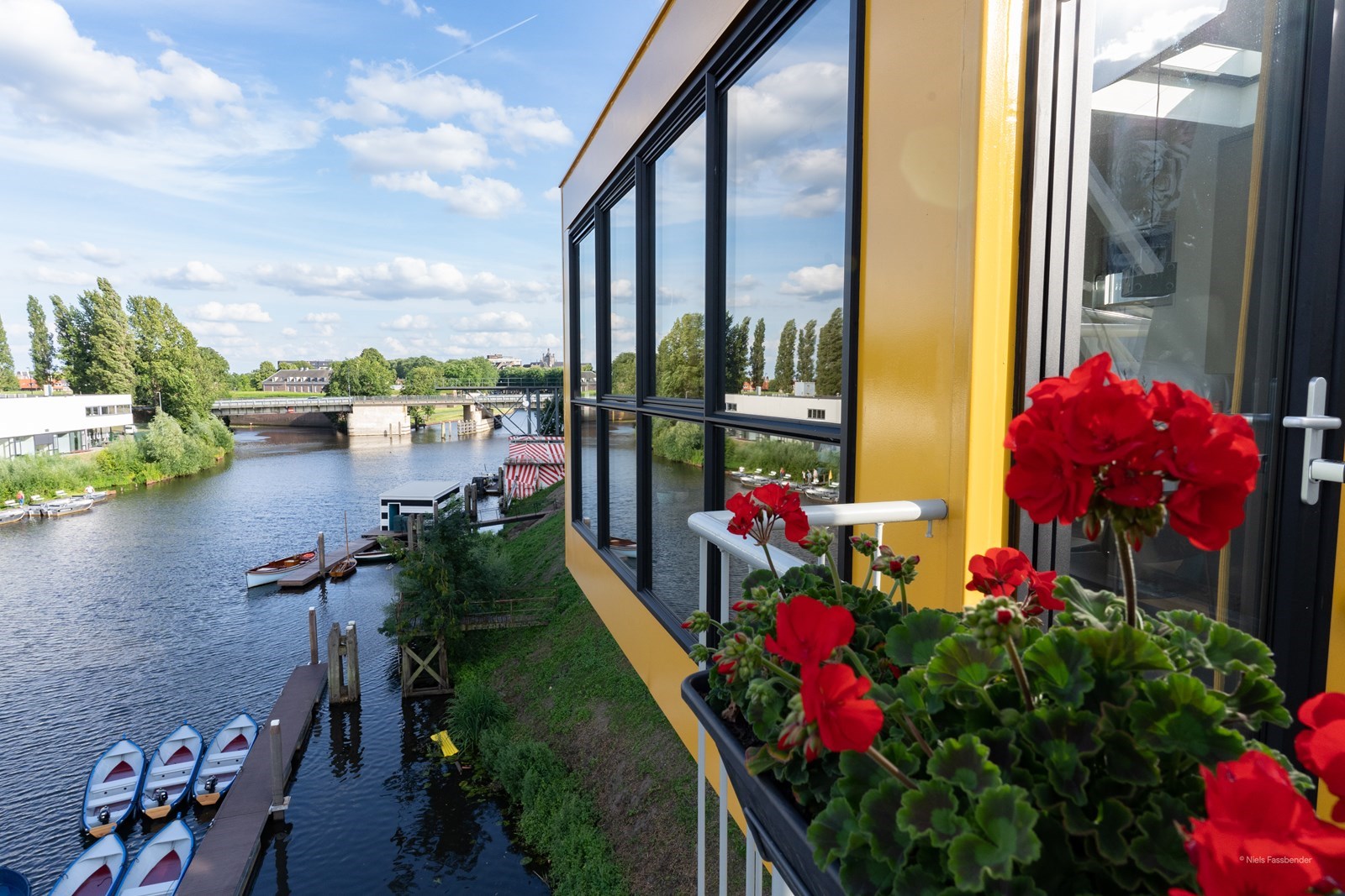 Hotelkamer in een Hijskraan die je zelf kunt draaien