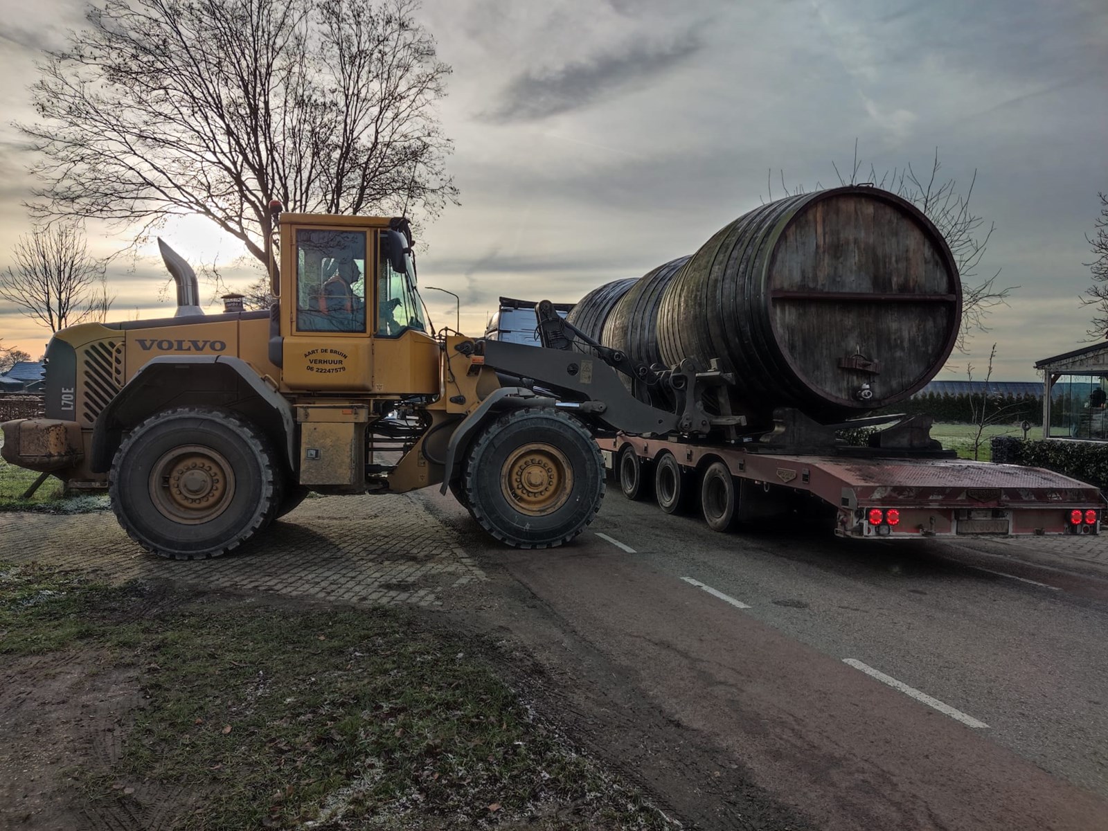 Klussen in een 100 jaar oud vat