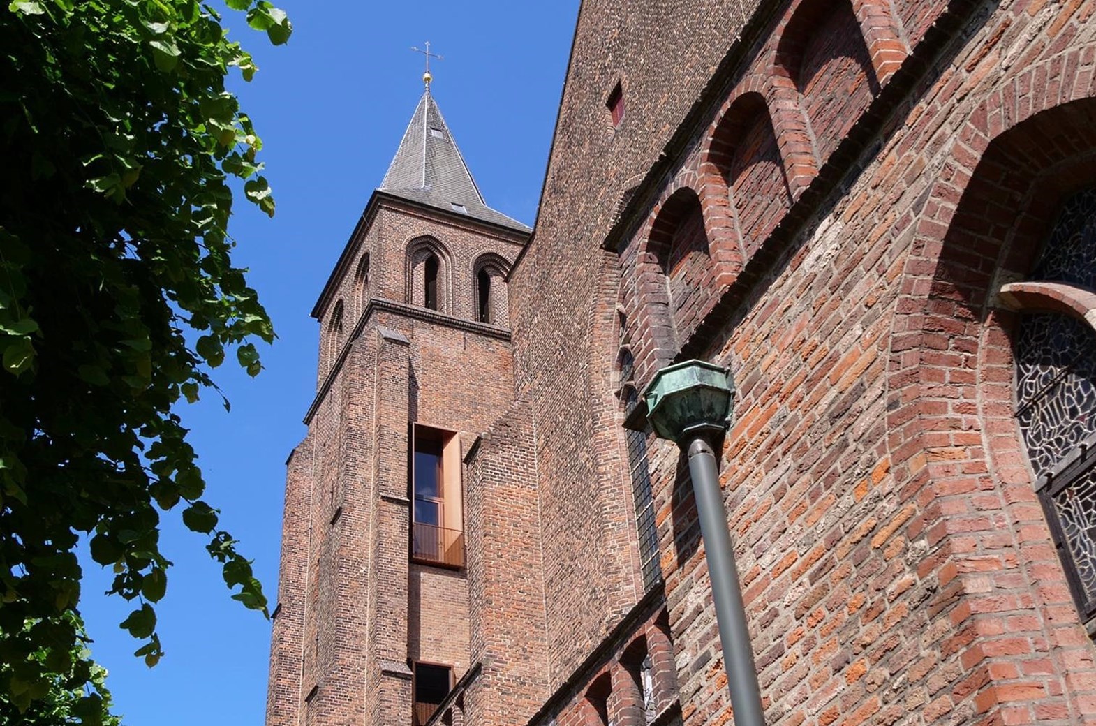 Sonja maakte van een oude kerk in Arnhem een luxe slaapplek