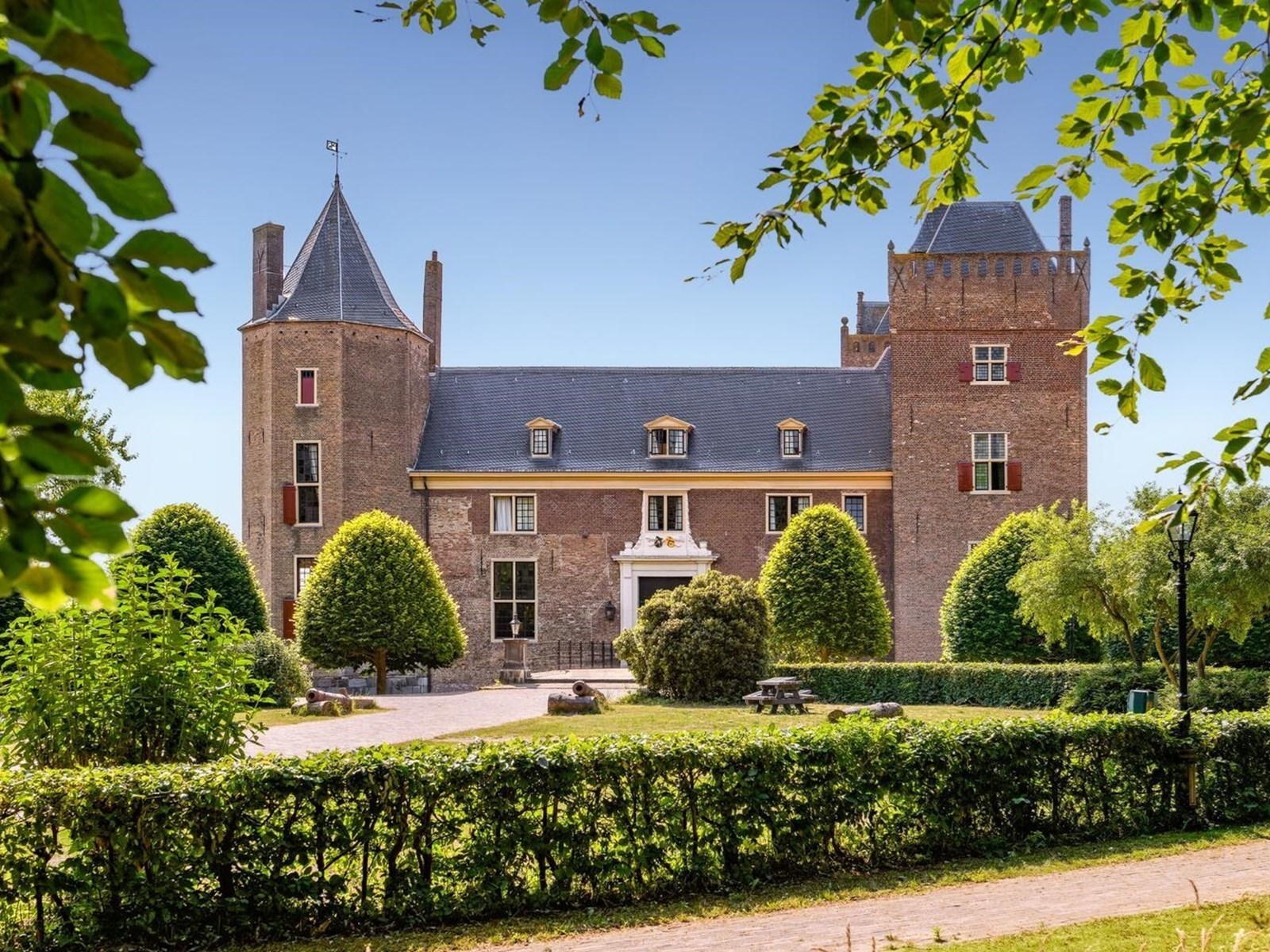 12. Overnachten in een kasteeltoren vol ridders en prinsessen