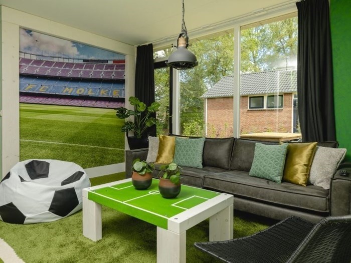 4. De voetbalbungalow in Overijssel
