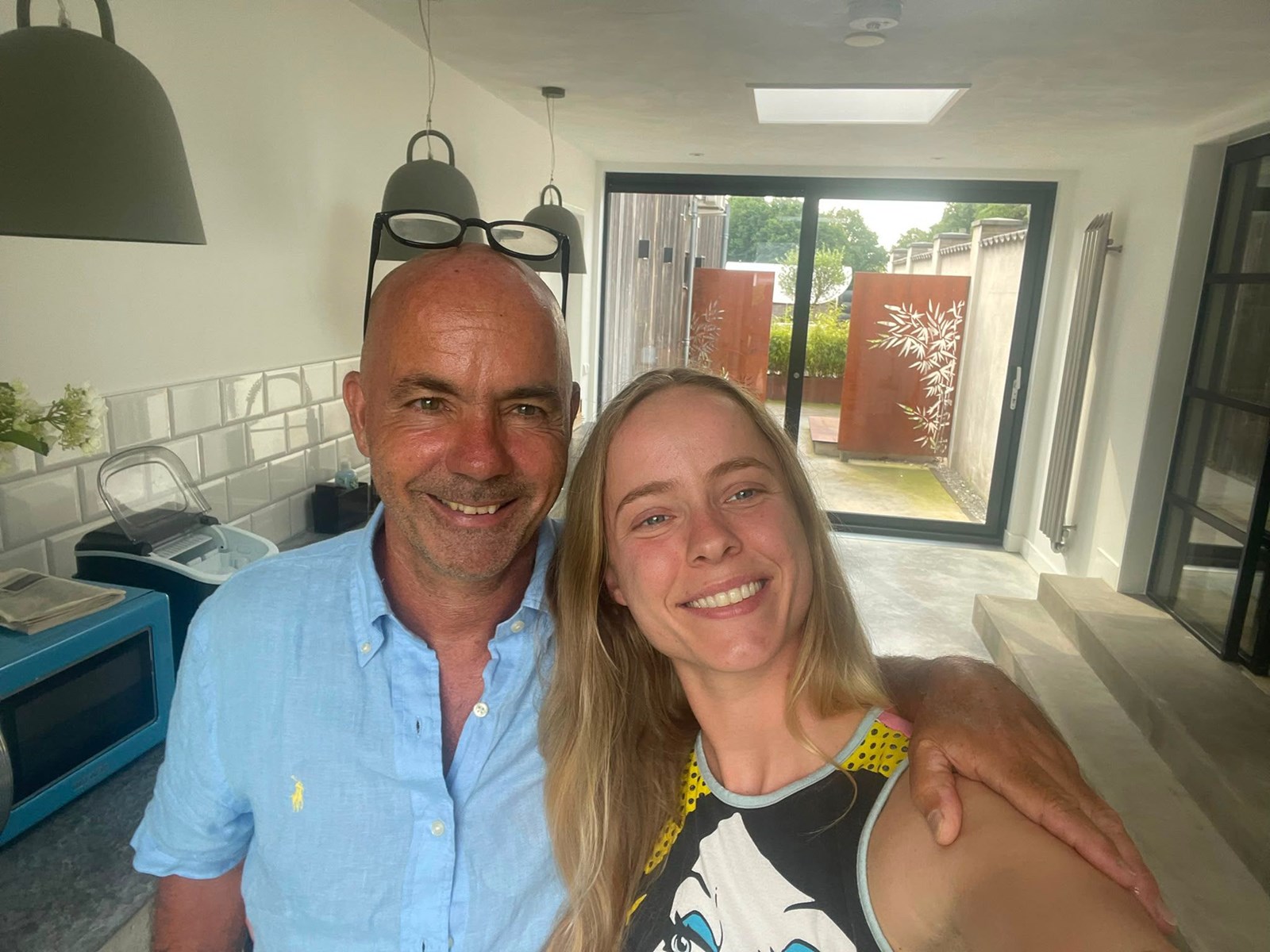 Verhuurder vertelt: "Robin wilde geen B&B met een groot scherm, maar een échte bioscoop"
